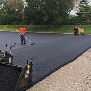 Parking lot asphalt paving in El Paso Texas